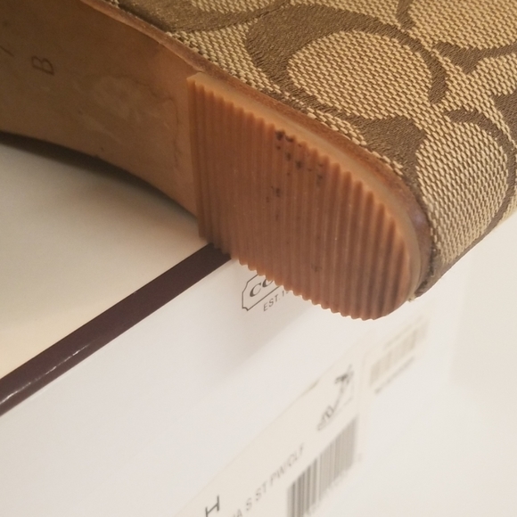 Coach shoes wedges Size 7 - Picture 4 of 5